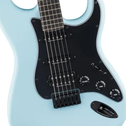 Fender Limited Edition Player Plus Stratocaster HSS HT - Daphne Blue, Ebony Fingerboard