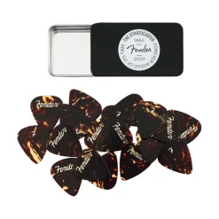 Fender 70th Anniversary Pick Tin (12)