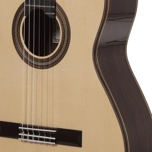 Katoh MCG150S Classical Guitar & Case