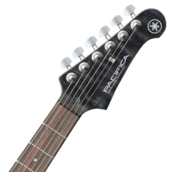 Yamaha - Pacifica 212 - Translucent Black Quilt Top