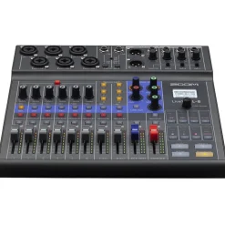 Zoom Livetrak L-8
